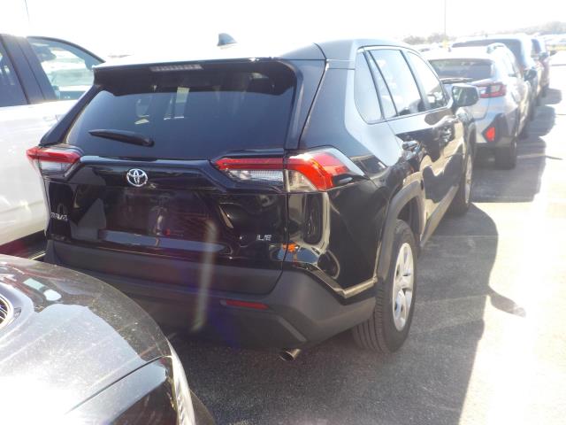 2025 Toyota RAV4 LE FWD