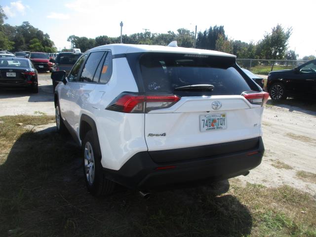 2025 Toyota RAV4 LE FWD