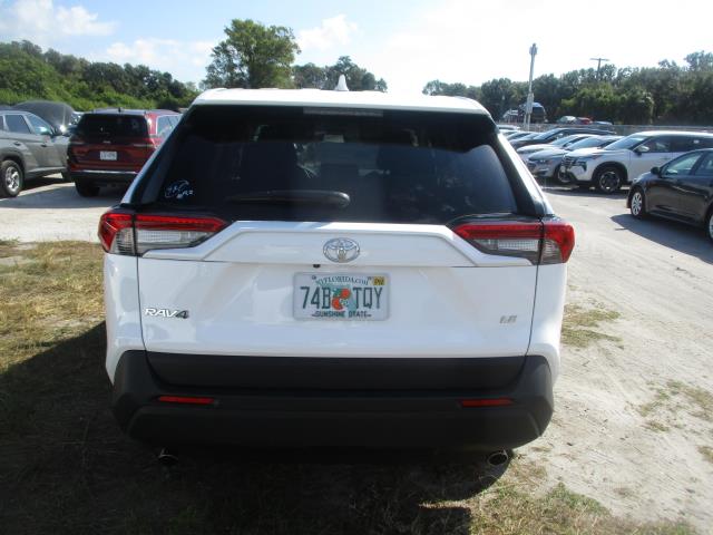 2025 Toyota RAV4 LE FWD