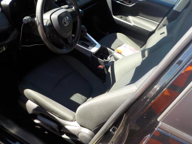 2025 Toyota RAV4 LE FWD