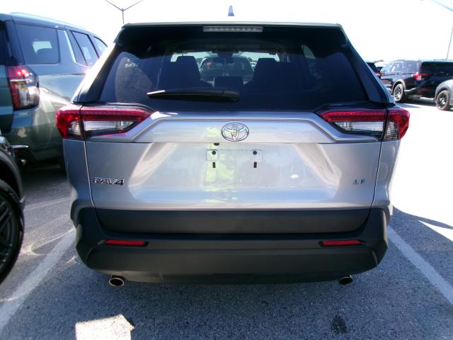 2025 Toyota RAV4 LE FWD