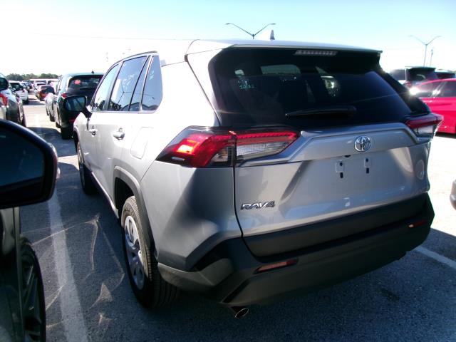 2025 Toyota RAV4 LE FWD