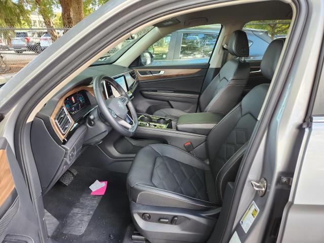 2025 Volkswagen Atlas 2.0T SE FWD