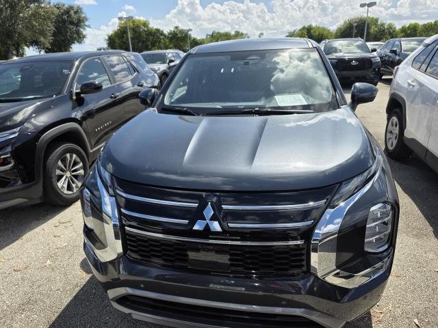 2025 Mitsubishi Outlander SE FWD