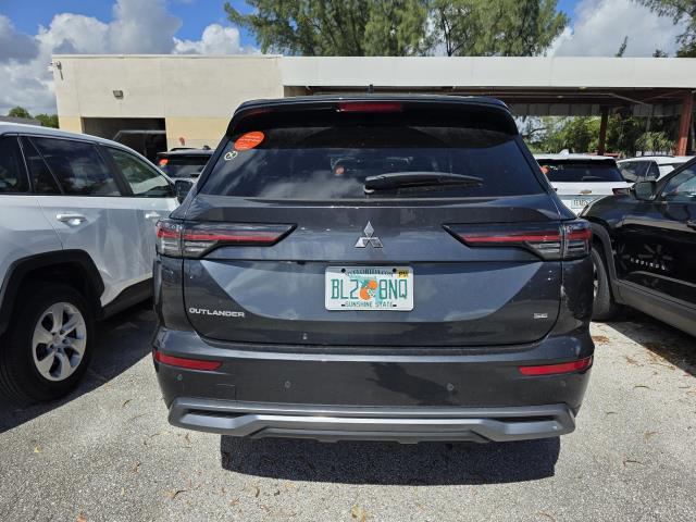 2025 Mitsubishi Outlander SE FWD