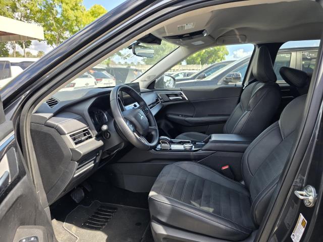 2025 Mitsubishi Outlander SE FWD