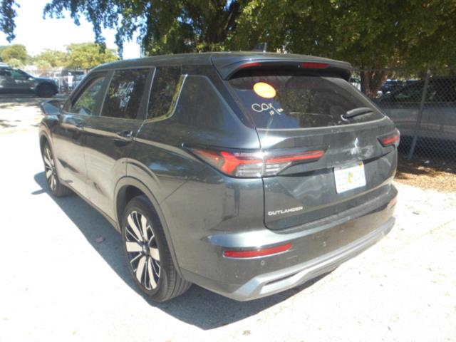 2025 Mitsubishi Outlander SE FWD