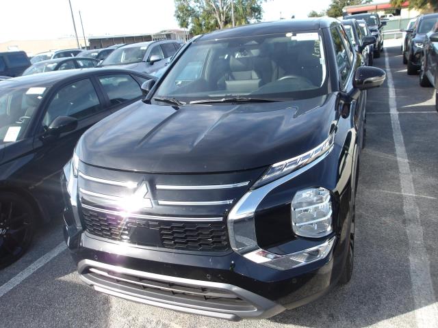 2025 Mitsubishi Outlander SE FWD