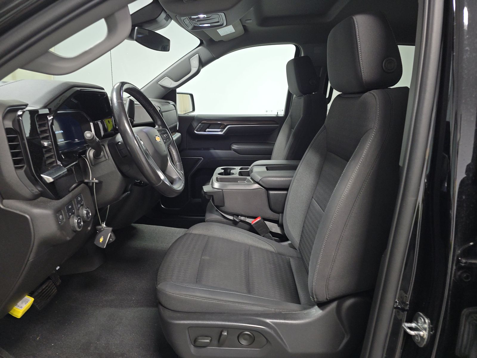 2022 Chevrolet Silverado 1500 LT AWD