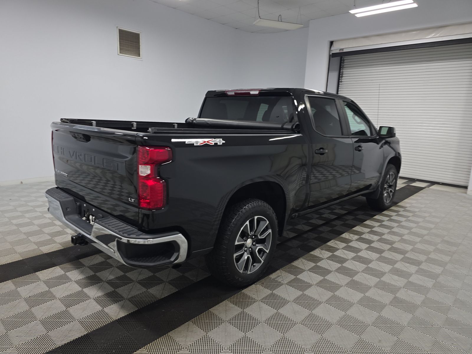 2022 Chevrolet Silverado 1500 LT AWD
