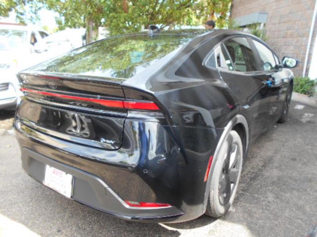 2024 Toyota Prius LE FWD