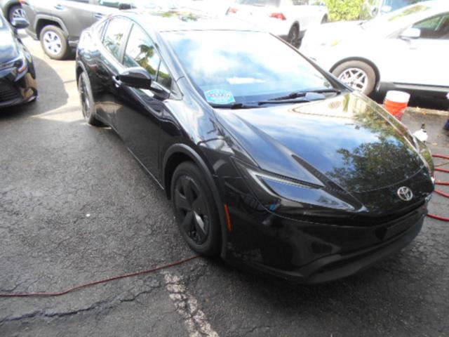 2024 Toyota Prius LE FWD