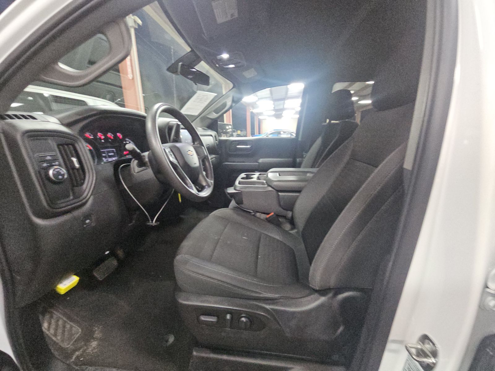 2022 Chevrolet Silverado 1500 Custom RWD