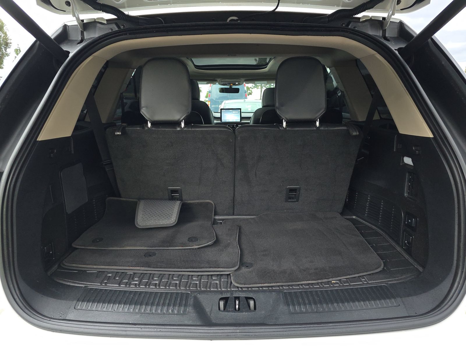 2023 Lincoln Aviator Standard FWD