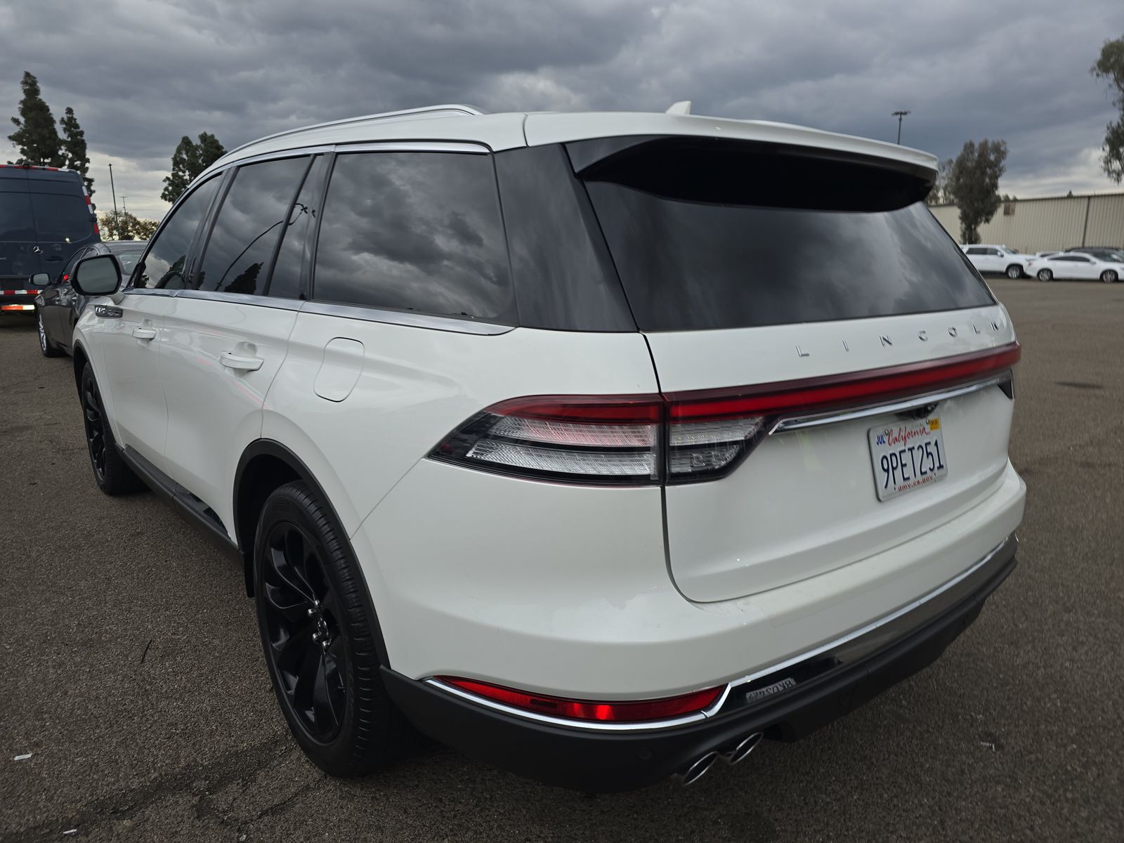 2023 Lincoln Aviator Standard FWD