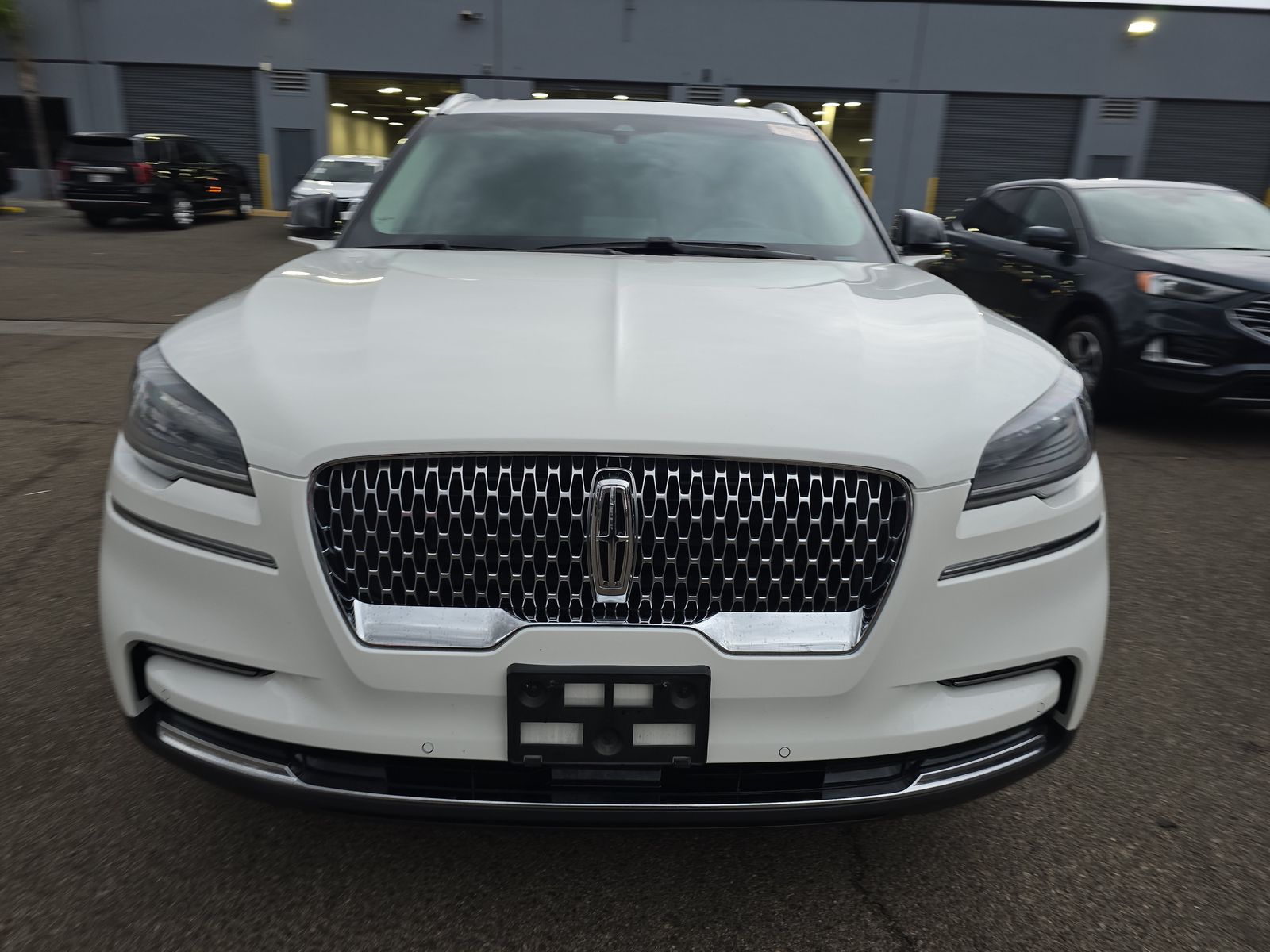 2023 Lincoln Aviator Standard FWD