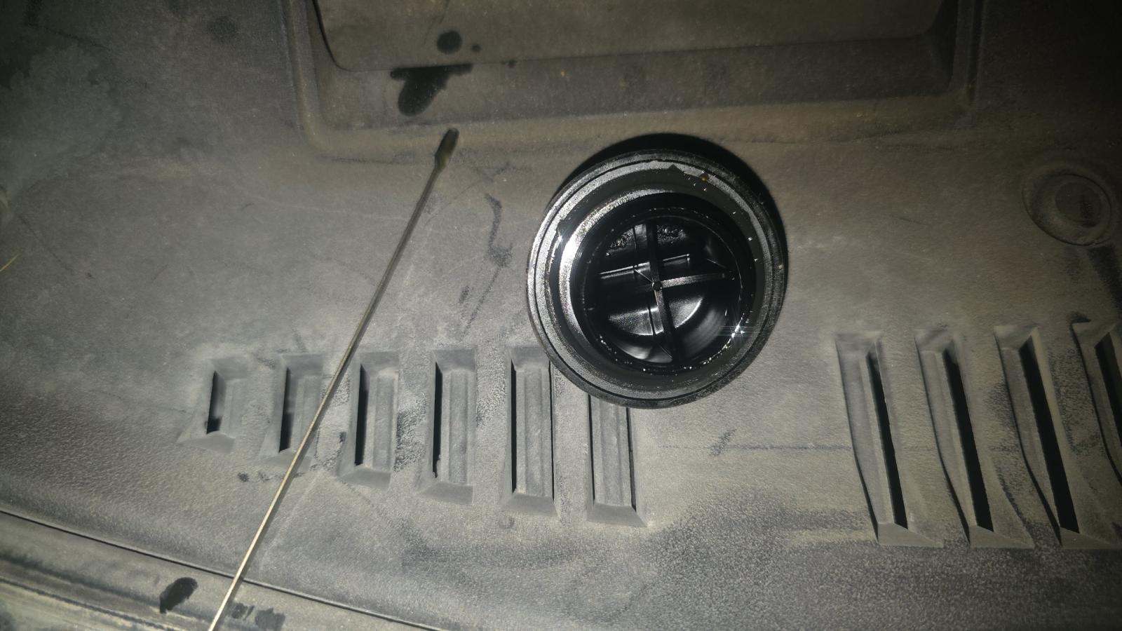 2023 Toyota Camry Hybrid LE FWD