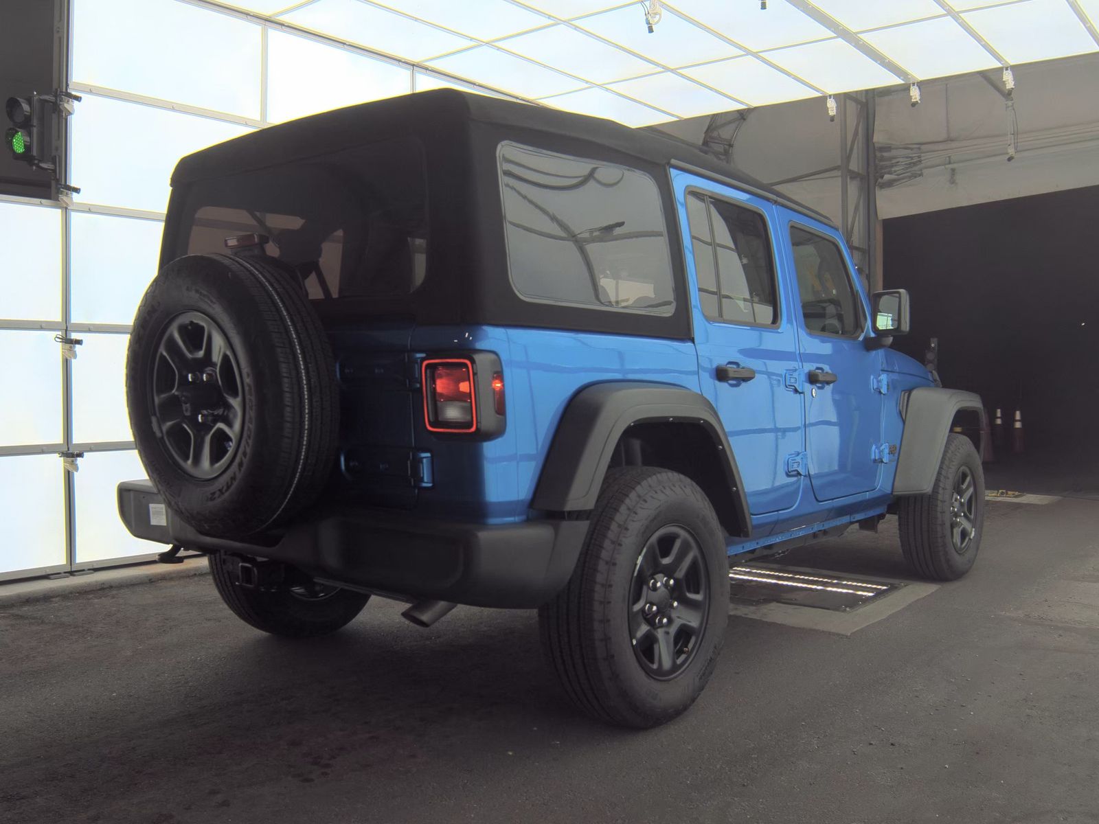 2024 Jeep Wrangler Sport AWD