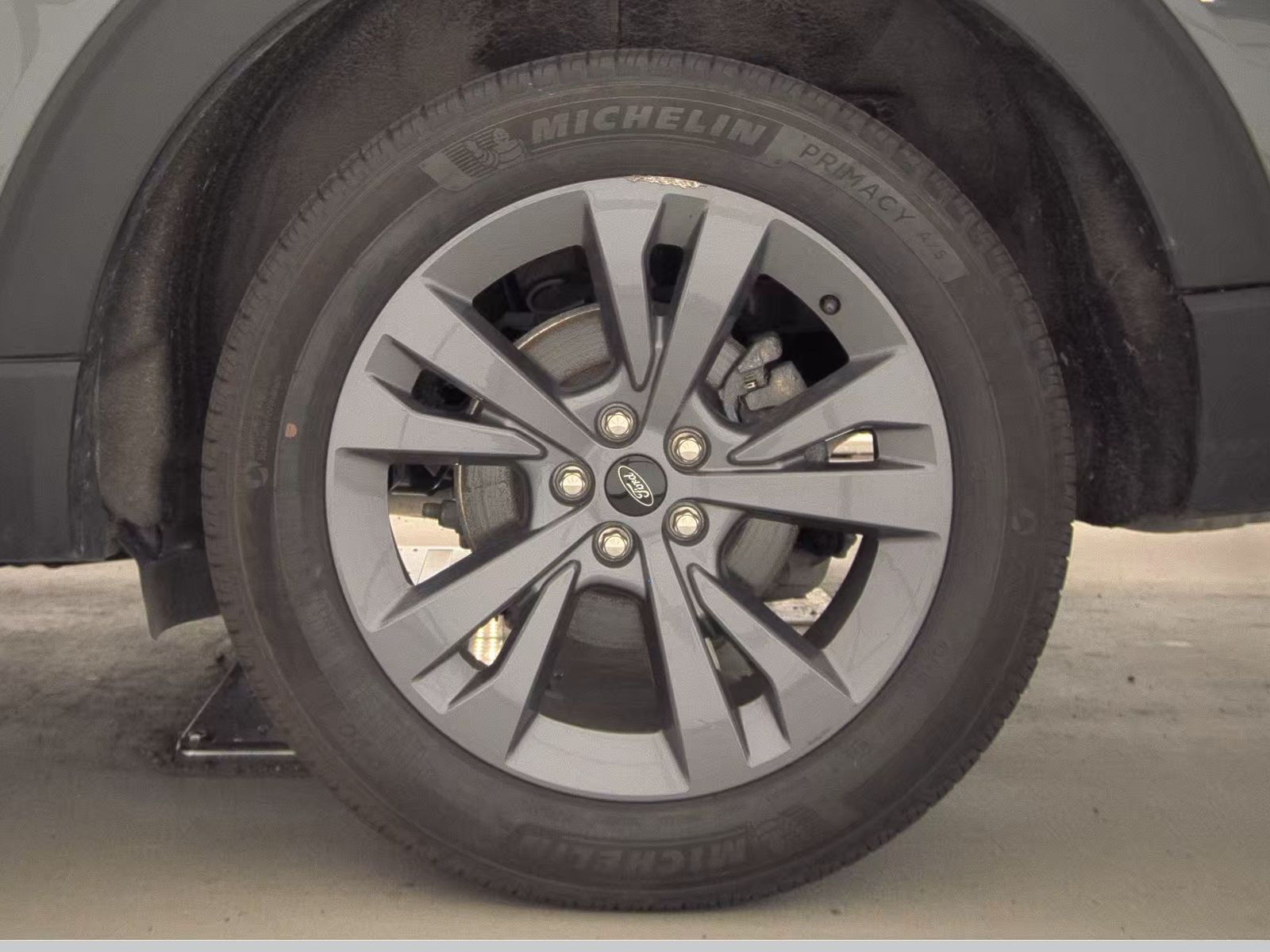 2024 Ford Explorer XLT AWD