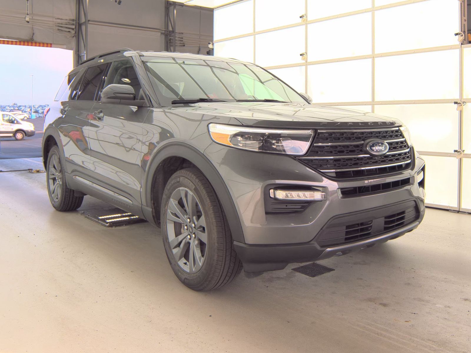 2024 Ford Explorer XLT AWD