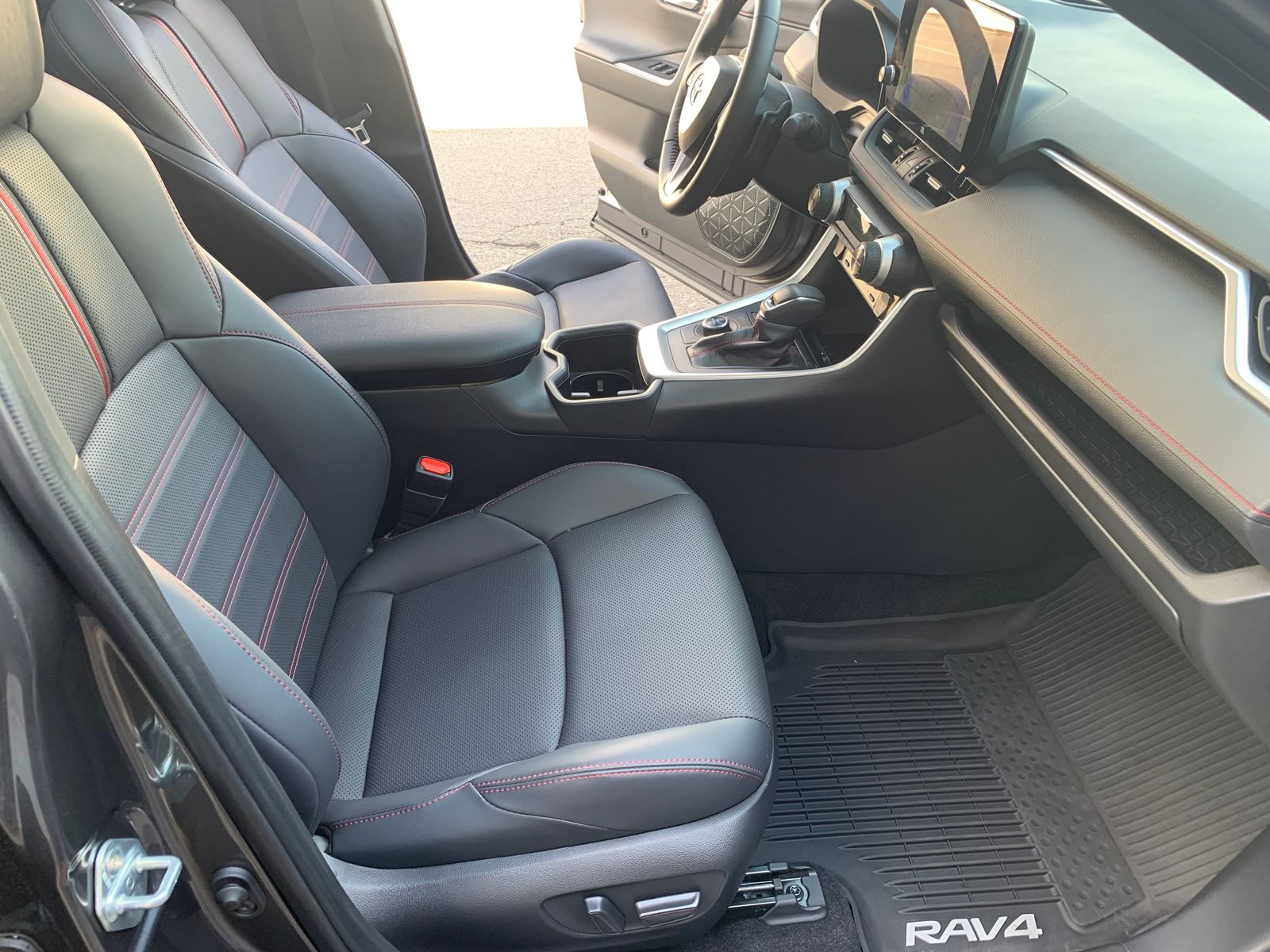 2025 Toyota RAV4 Plug-In Hybrid XSE AWD