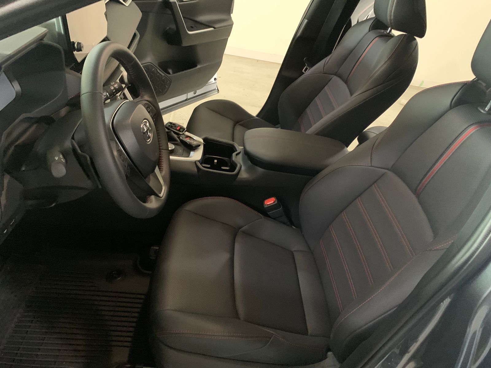 2025 Toyota RAV4 Plug-In Hybrid XSE AWD