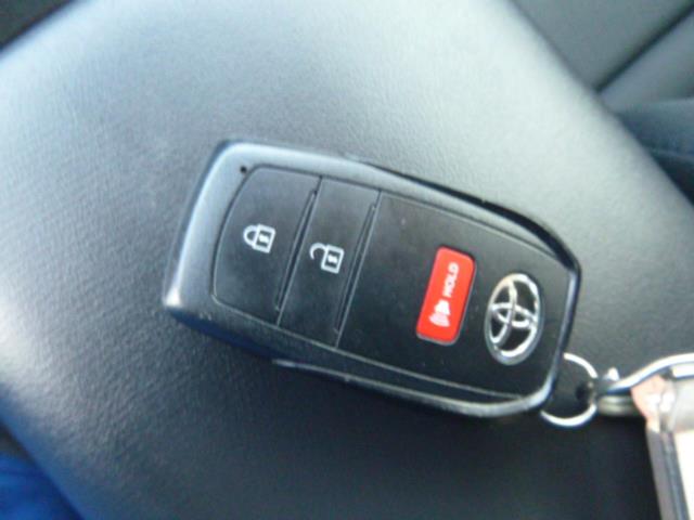 2024 Toyota Prius LE FWD