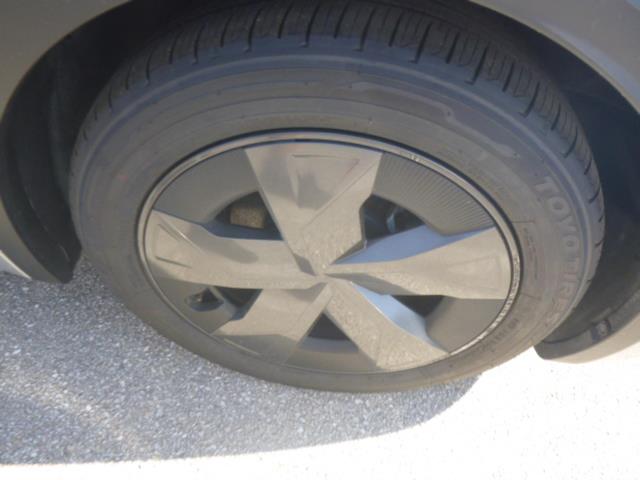 2024 Toyota Prius LE FWD