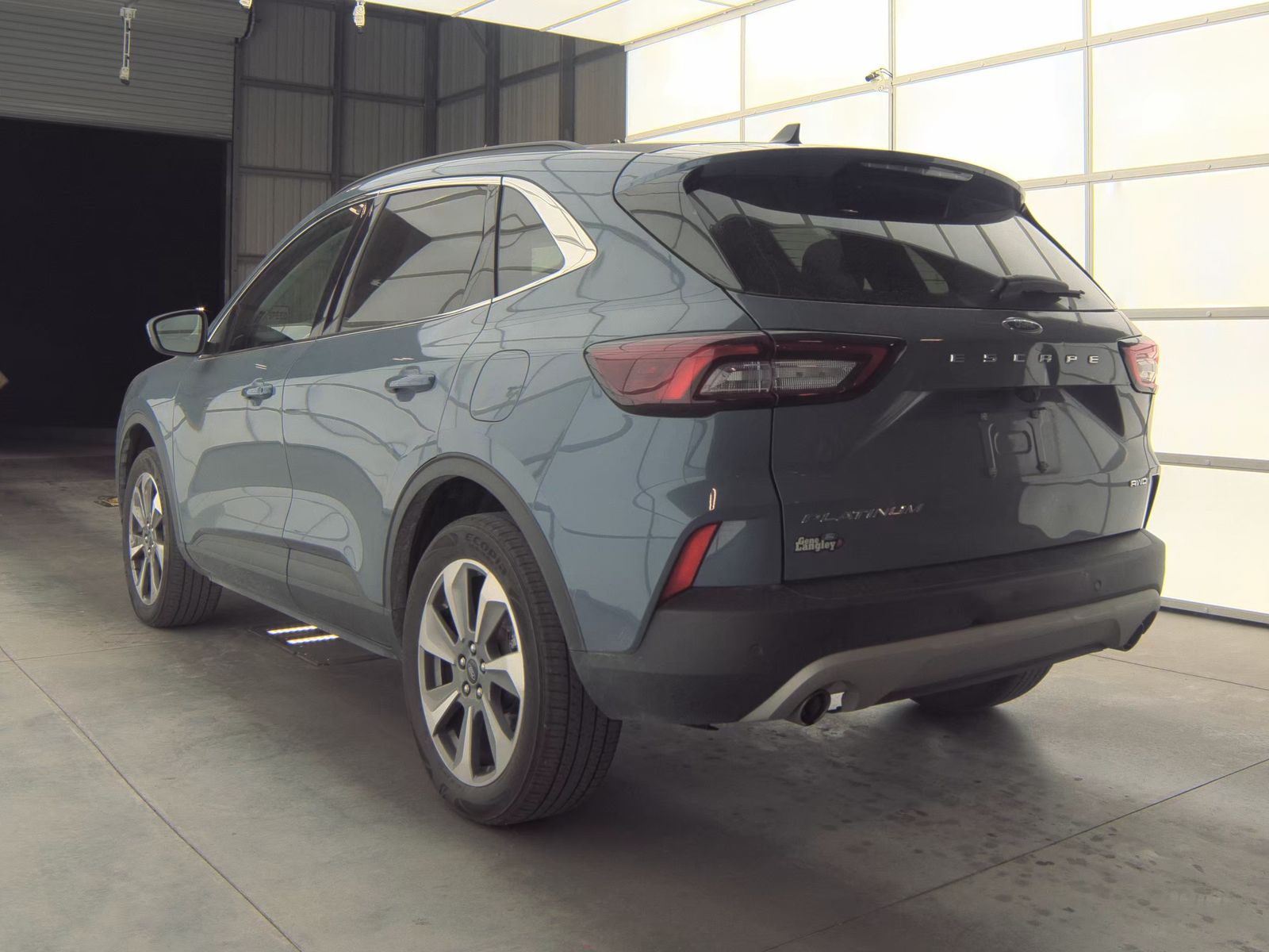 2025 Ford Escape Platinum AWD