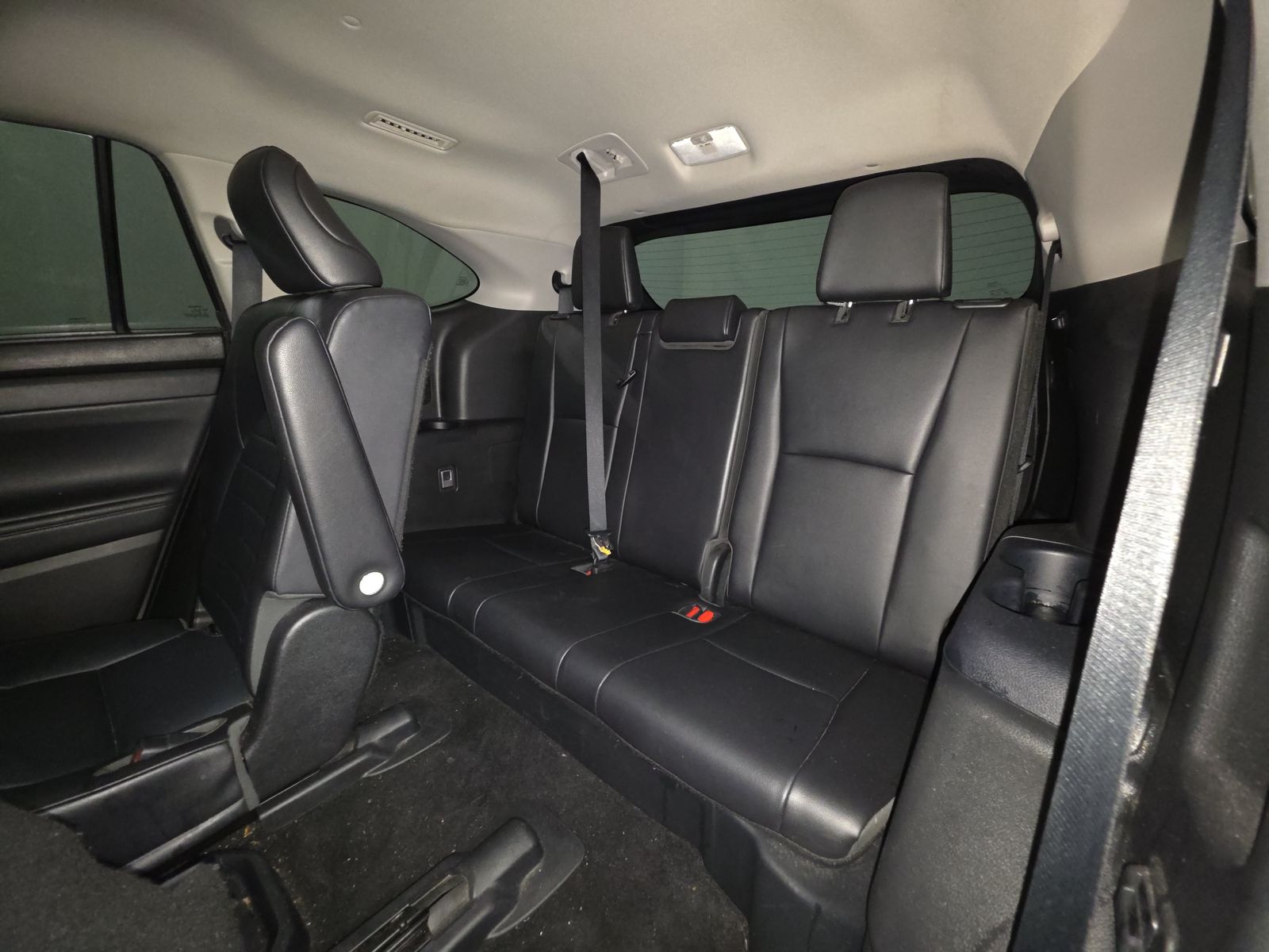 2022 Toyota Highlander XLE FWD