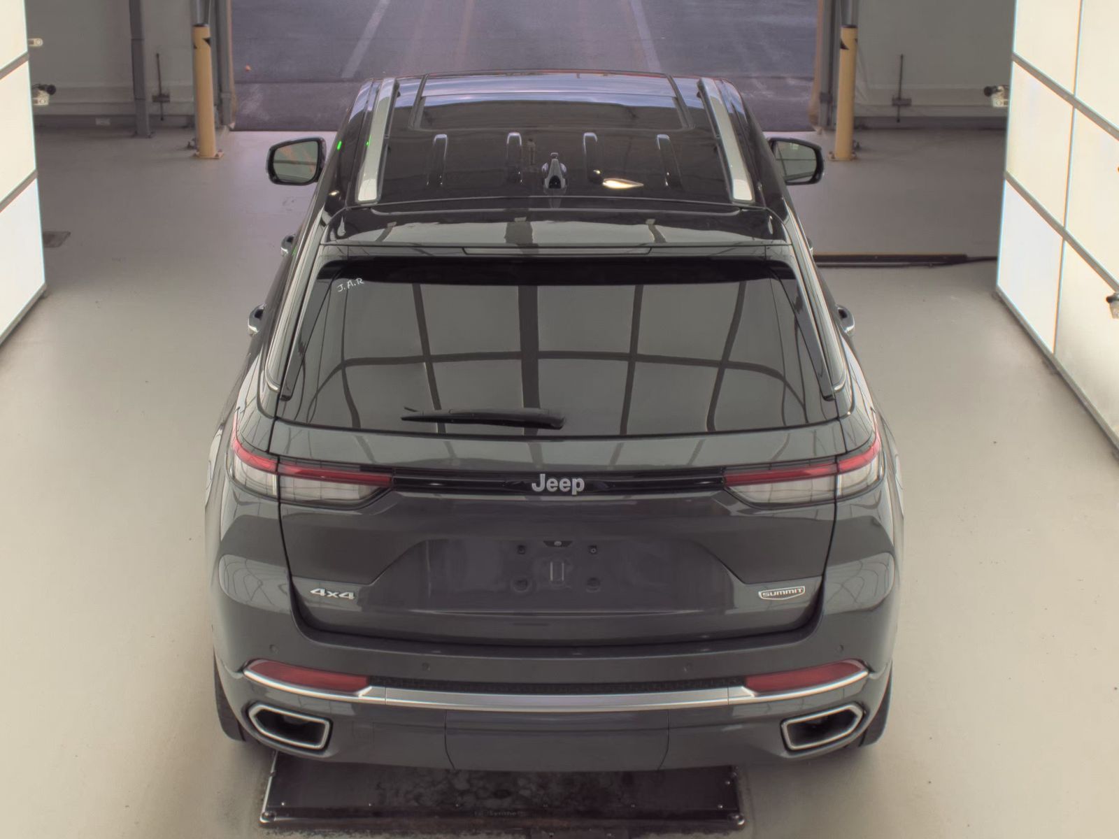 2022 Jeep Grand Cherokee Summit Reserve AWD