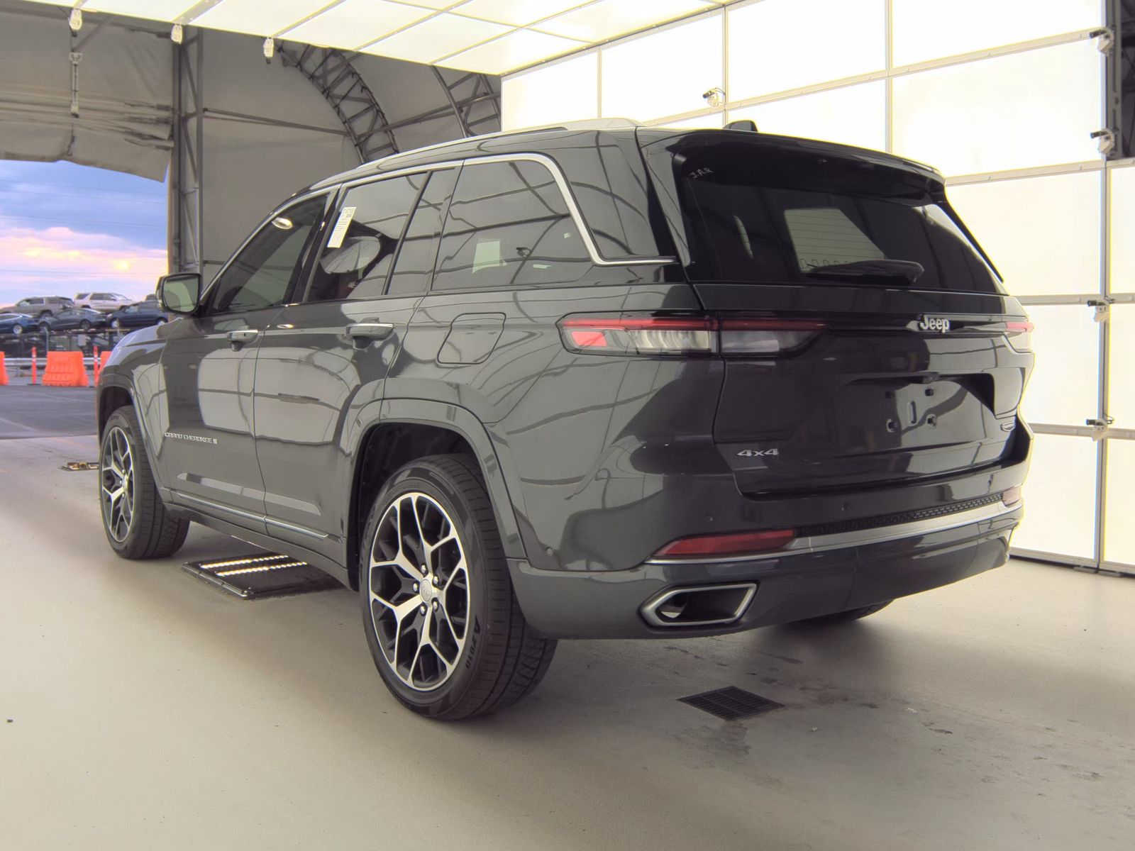 2022 Jeep Grand Cherokee Summit Reserve AWD