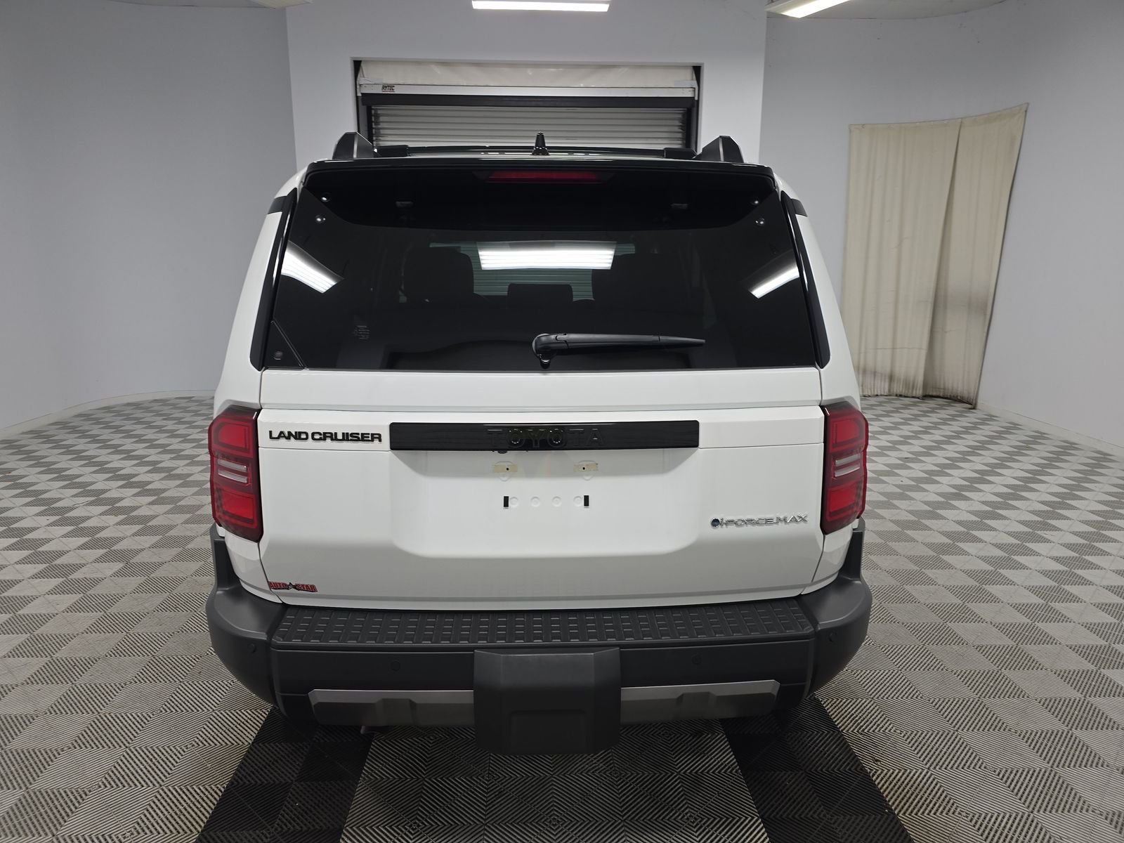 2025 Toyota Land Cruiser Base AWD