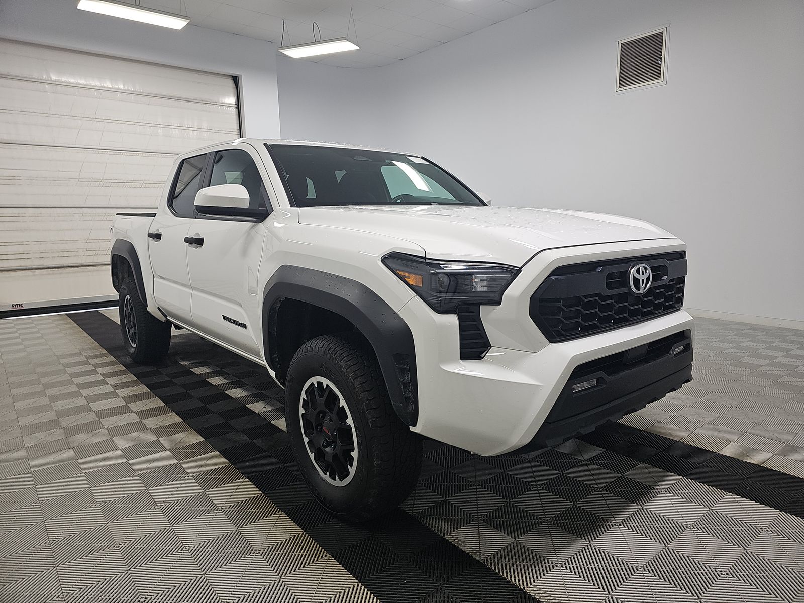2024 Toyota Tacoma TRD Off-Road AWD