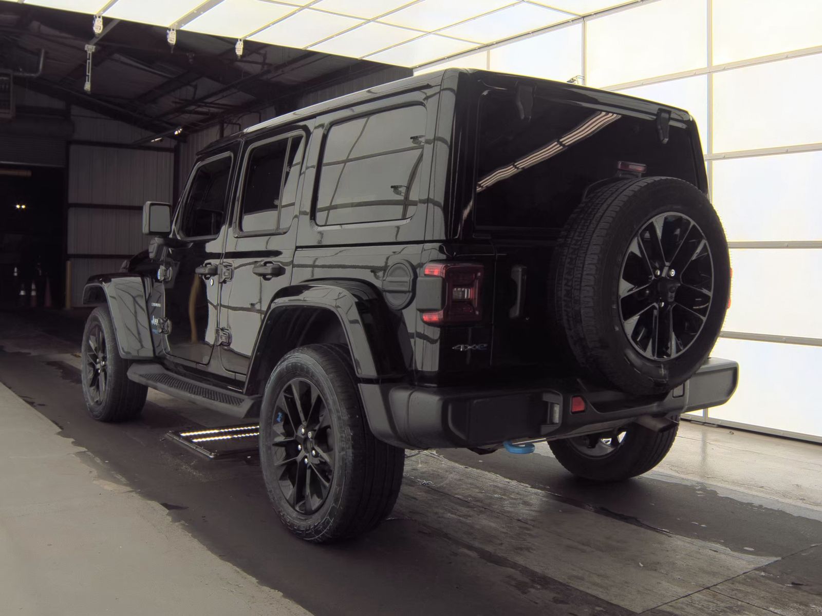 2022 Jeep Wrangler Unlimited 4xe Sahara AWD