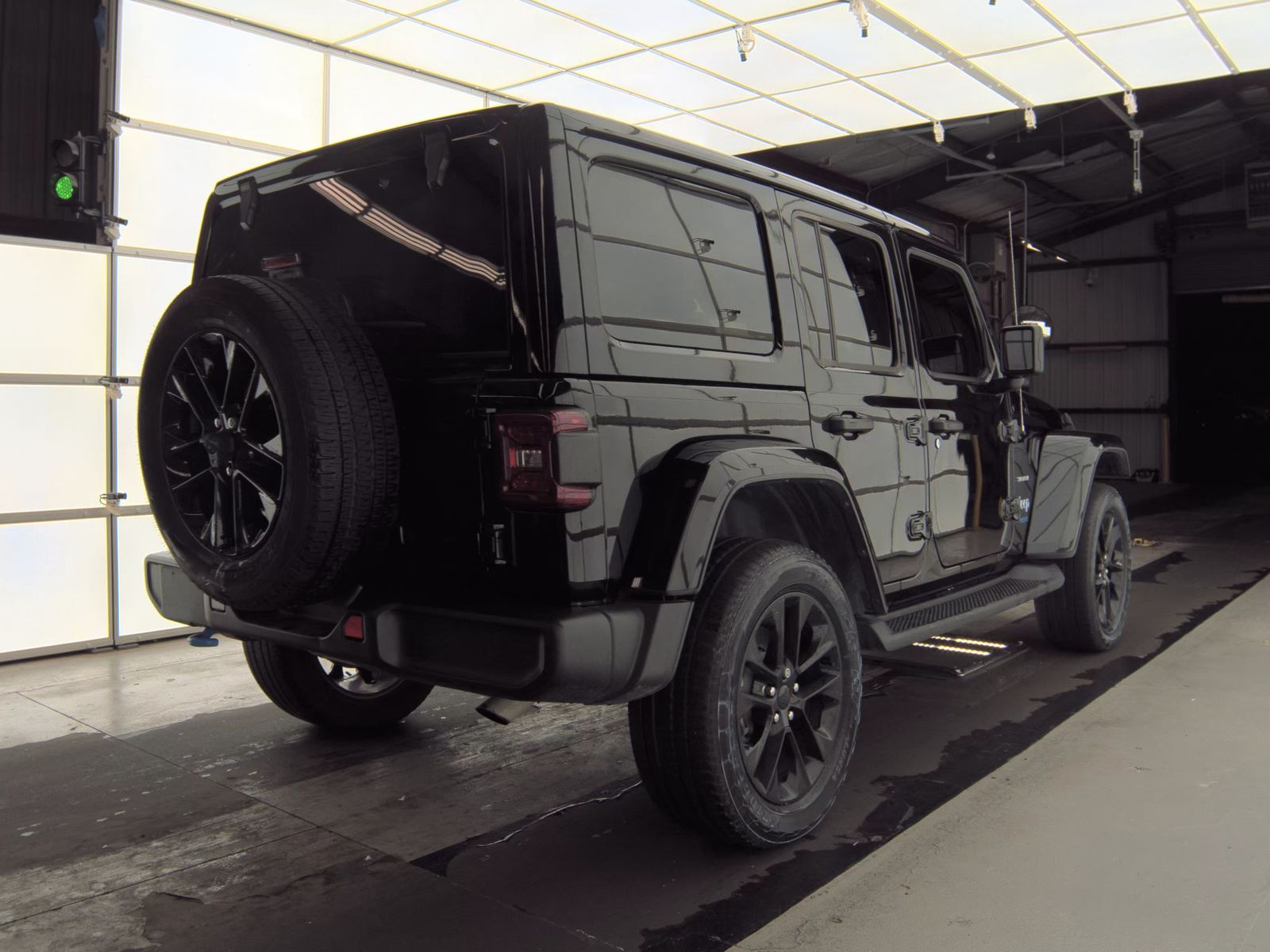 2022 Jeep Wrangler Unlimited 4xe Sahara AWD