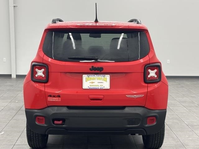 2023 Jeep Renegade Trailhawk AWD