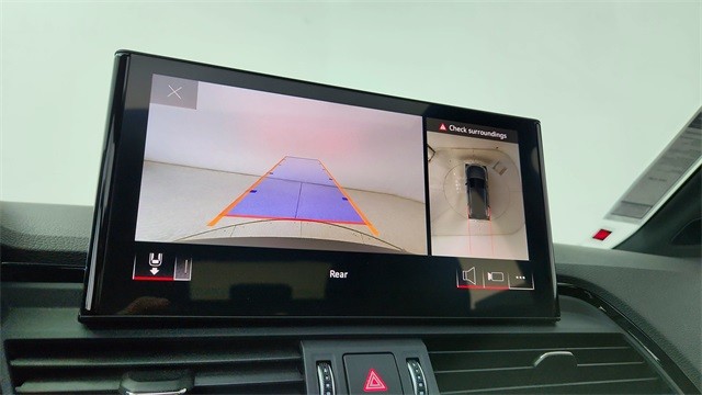 2024 Audi Q5 e Plug-In Hybrid S line Premium Plus AWD