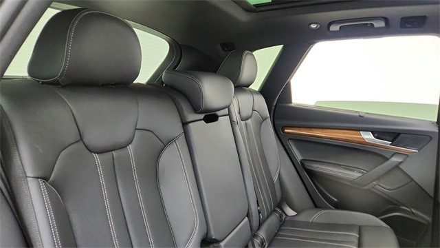 2024 Audi Q5 e Plug-In Hybrid S line Premium Plus AWD