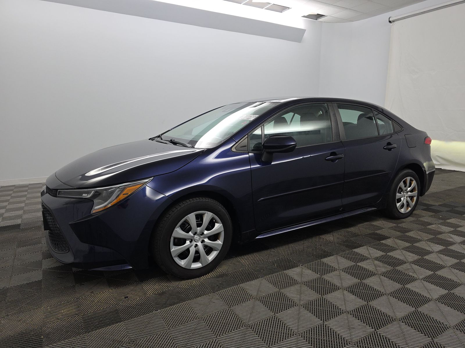 2020 Toyota Corolla LE FWD