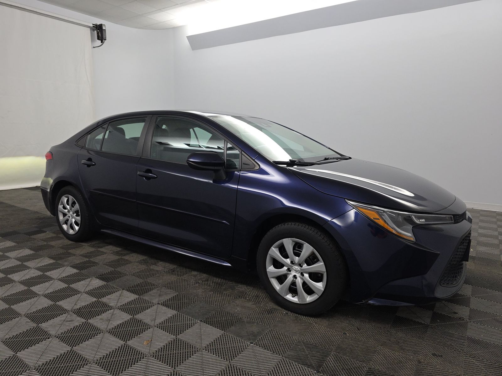 2020 Toyota Corolla LE FWD