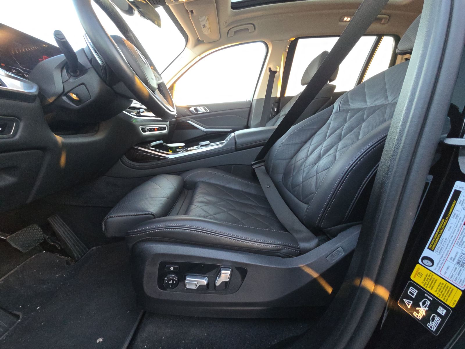 2024 BMW X7 xDrive40i AWD