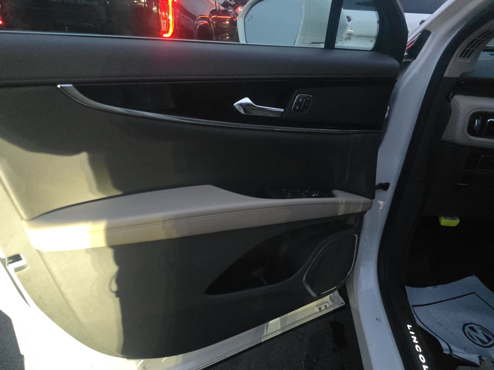 2022 Lincoln Nautilus Reserve AWD