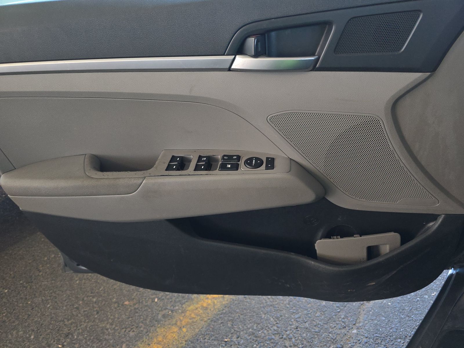 2019 Hyundai Elantra SE FWD