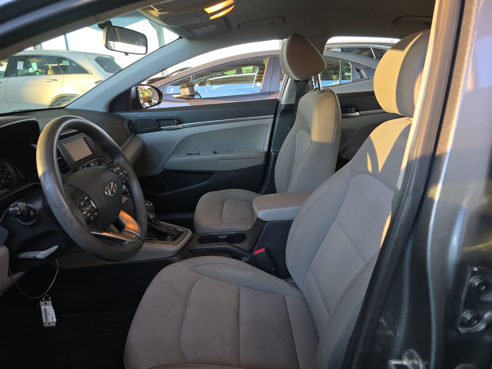 2019 Hyundai Elantra SE FWD