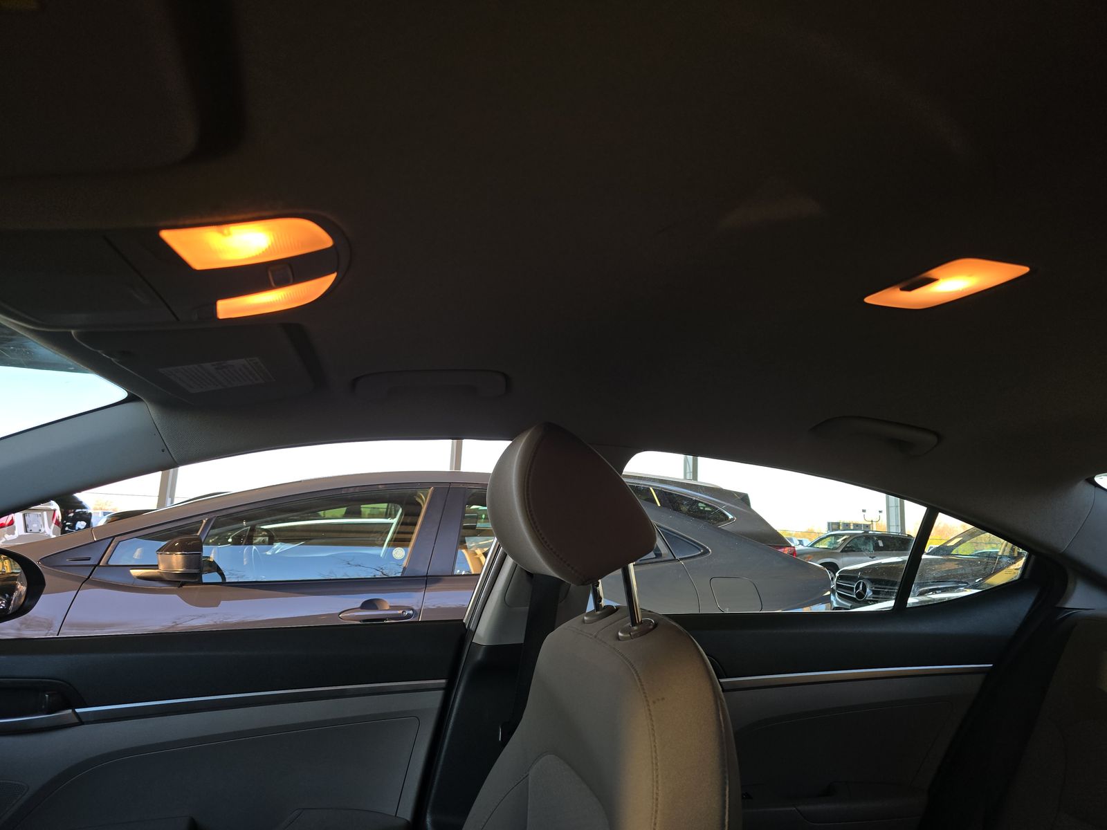 2019 Hyundai Elantra SE FWD