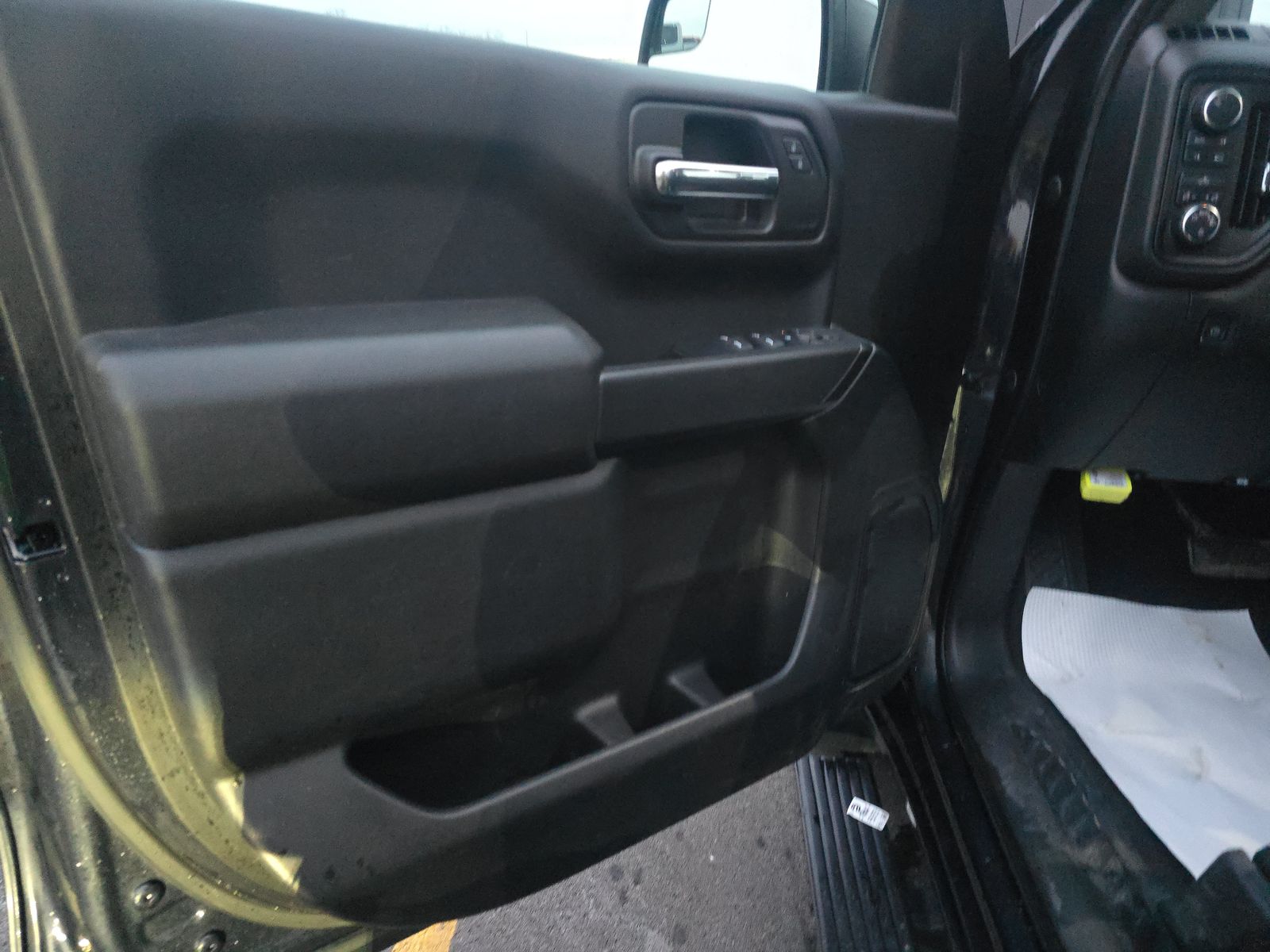 2023 Chevrolet Silverado 1500 Custom AWD