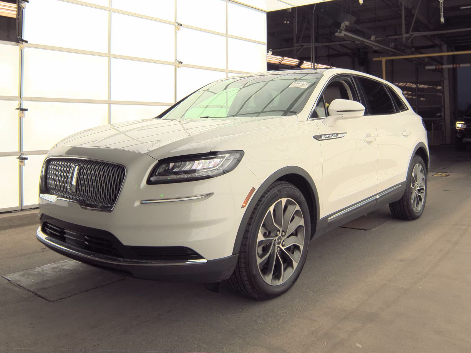 2022 Lincoln Nautilus Reserve AWD