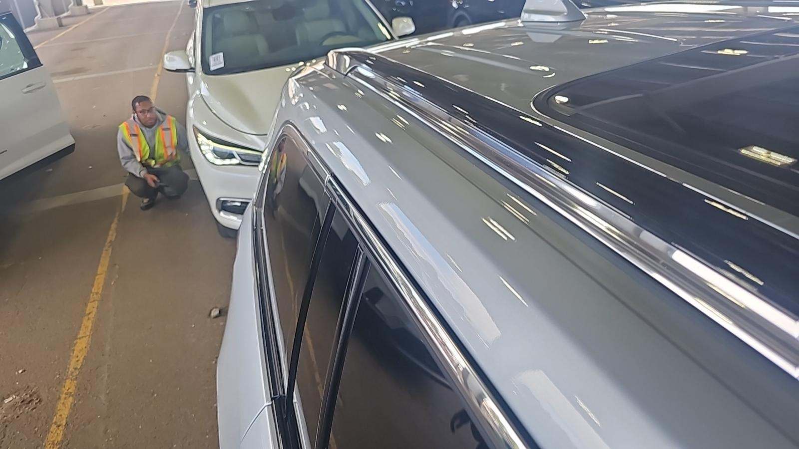 2022 Jeep Grand Cherokee Overland AWD