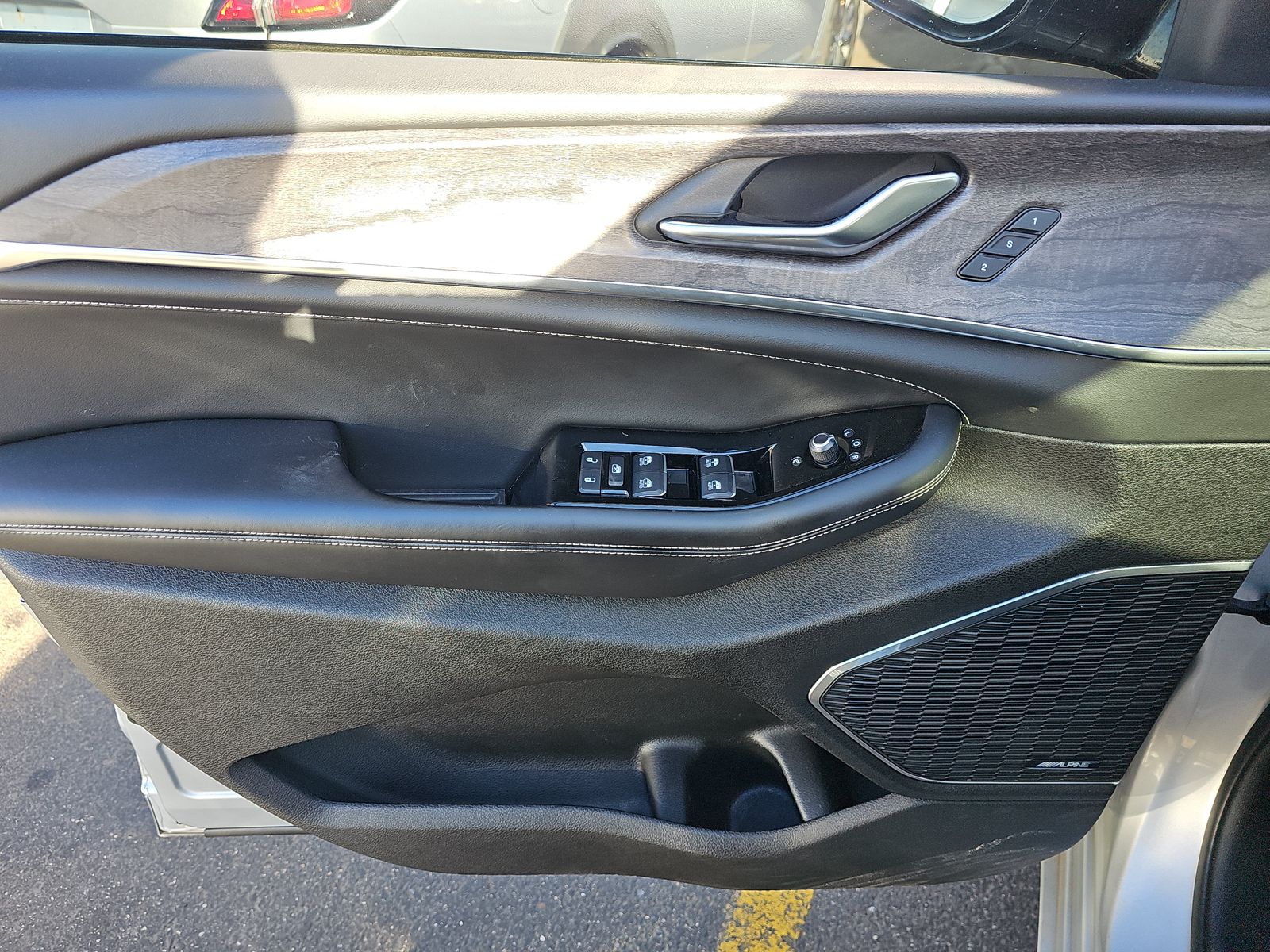 2022 Jeep Grand Cherokee Overland AWD